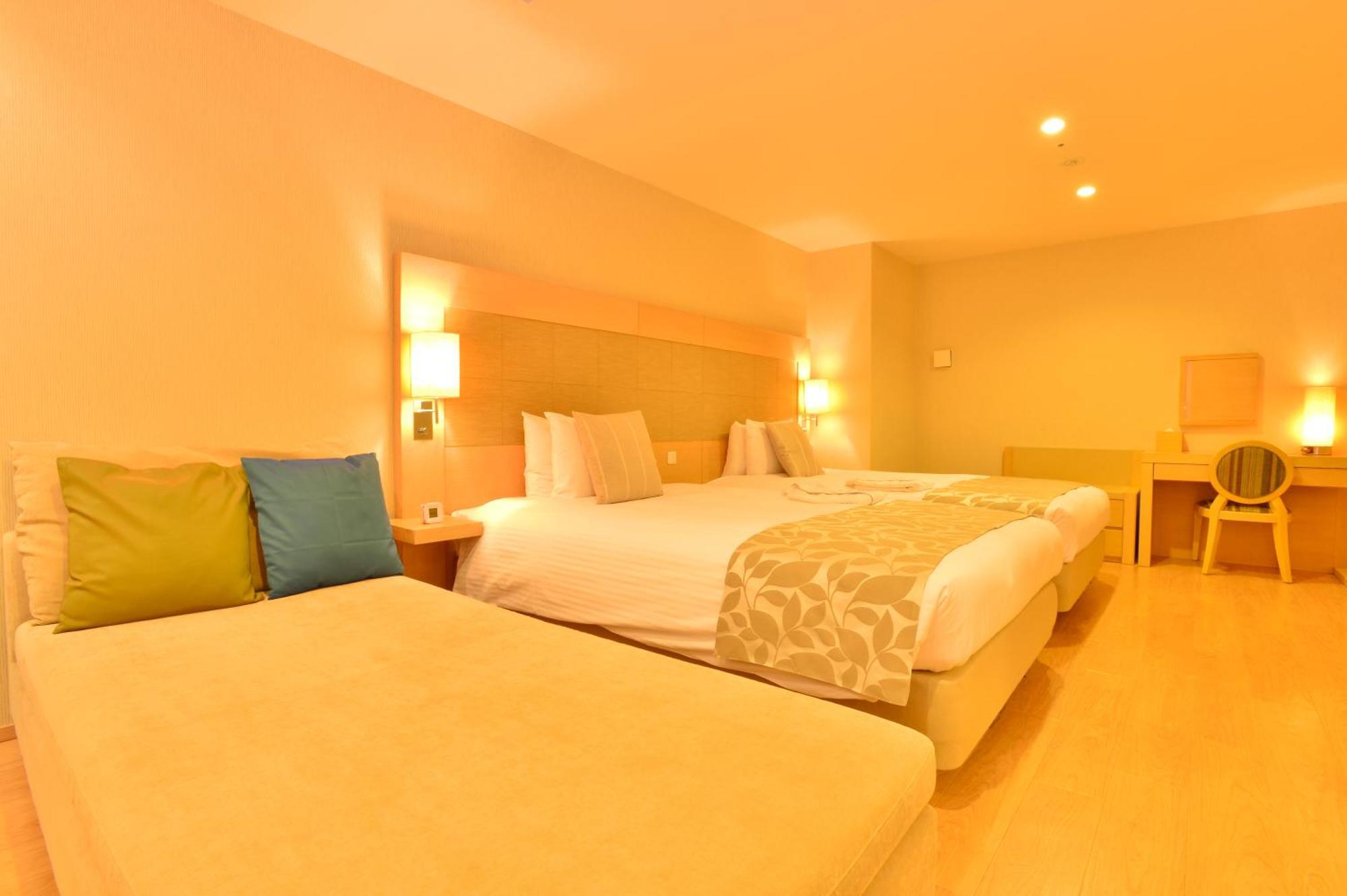 Okinawa Moon Ocean Ginowan Hotel & Residence מראה חיצוני תמונה