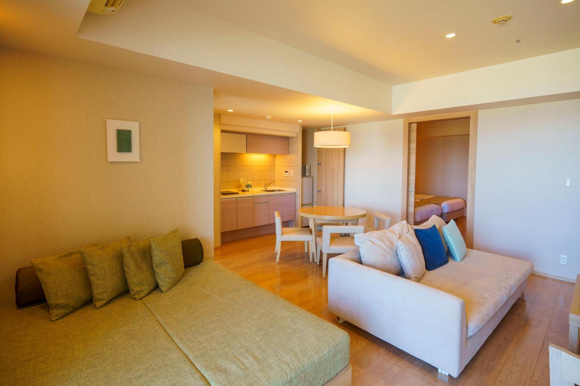 Okinawa Moon Ocean Ginowan Hotel & Residence מראה חיצוני תמונה