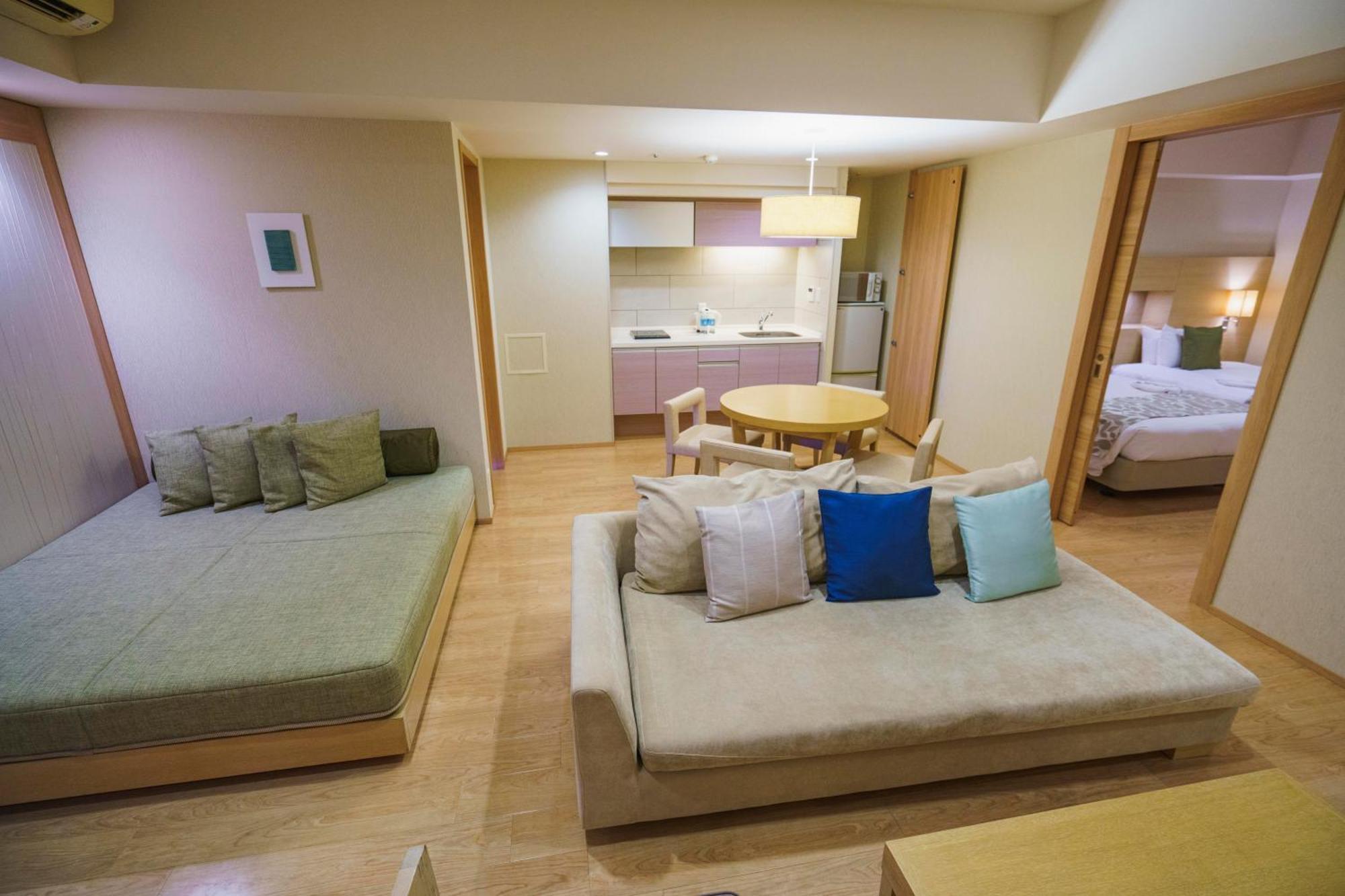 Okinawa Moon Ocean Ginowan Hotel & Residence מראה חיצוני תמונה