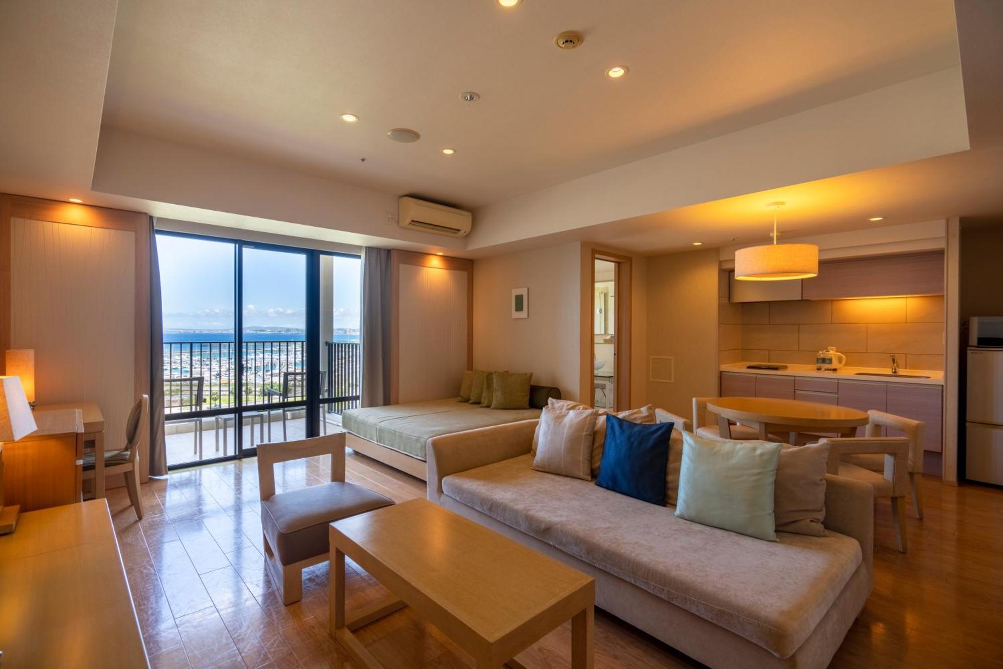 Okinawa Moon Ocean Ginowan Hotel & Residence מראה חיצוני תמונה