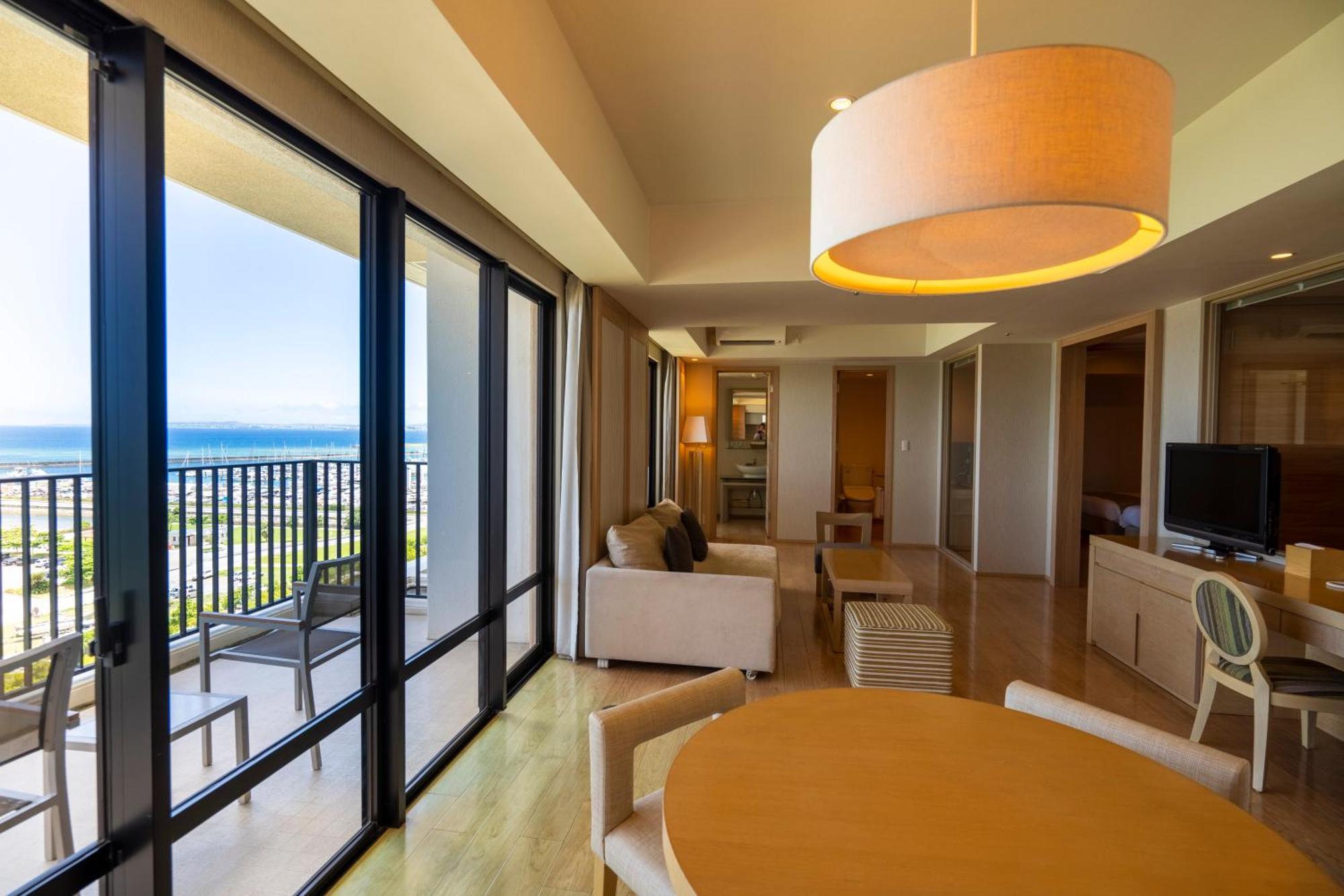 Okinawa Moon Ocean Ginowan Hotel & Residence מראה חיצוני תמונה