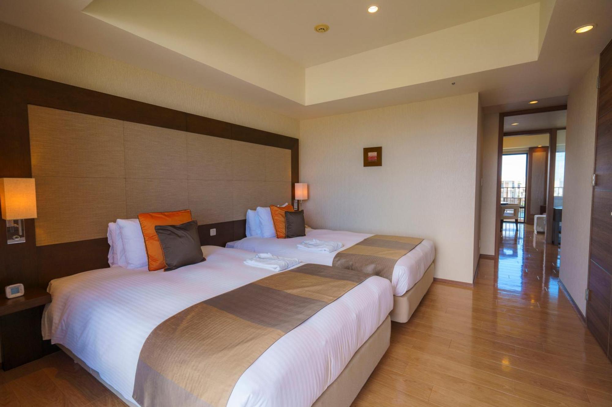 Okinawa Moon Ocean Ginowan Hotel & Residence מראה חיצוני תמונה